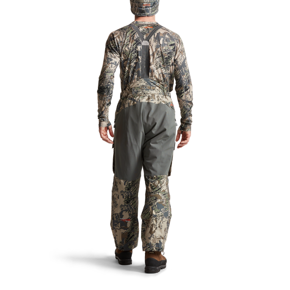 Img_SITKA_BG_2021_30078-OB-Mens-Blizzard-AeroLite-Bib-Pant-Optifade-Open-Country-592p_Studio_01811